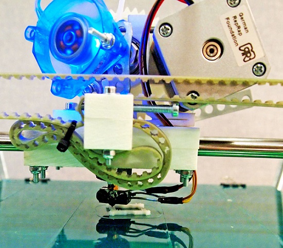 3D 打印机图片。